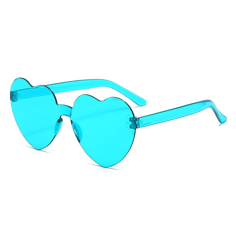 Herzförmige Sonnenbrille