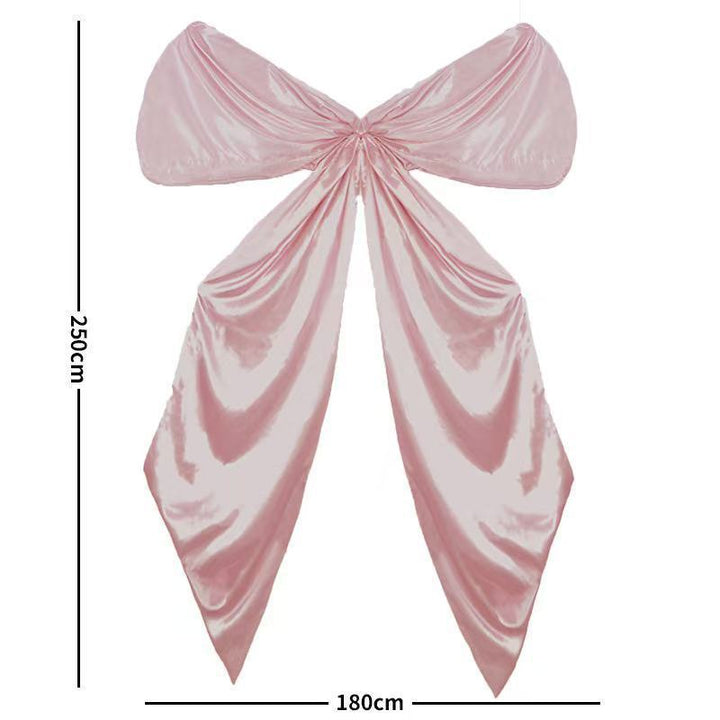 Luxuriöse Satin-Dekoration