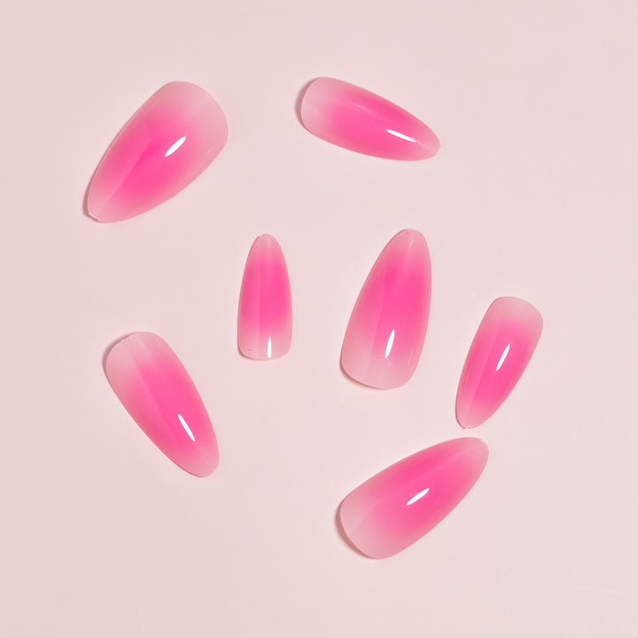 Elegante Ombre Stil Press-On Nagelkunst Karnz
