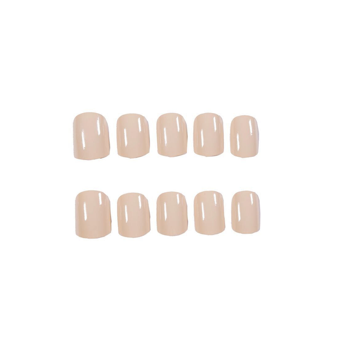 Premium Glänzende Nagelspitzen Karnz