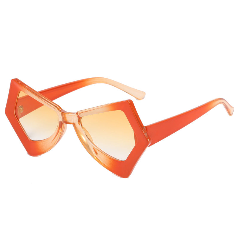 Damen polygonale Sonnenbrille im extravaganten Design Karnz