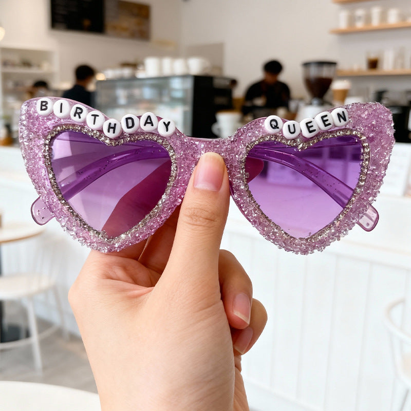 Rhinestone-beschmückte Herz-Sonnenbrille Karnz