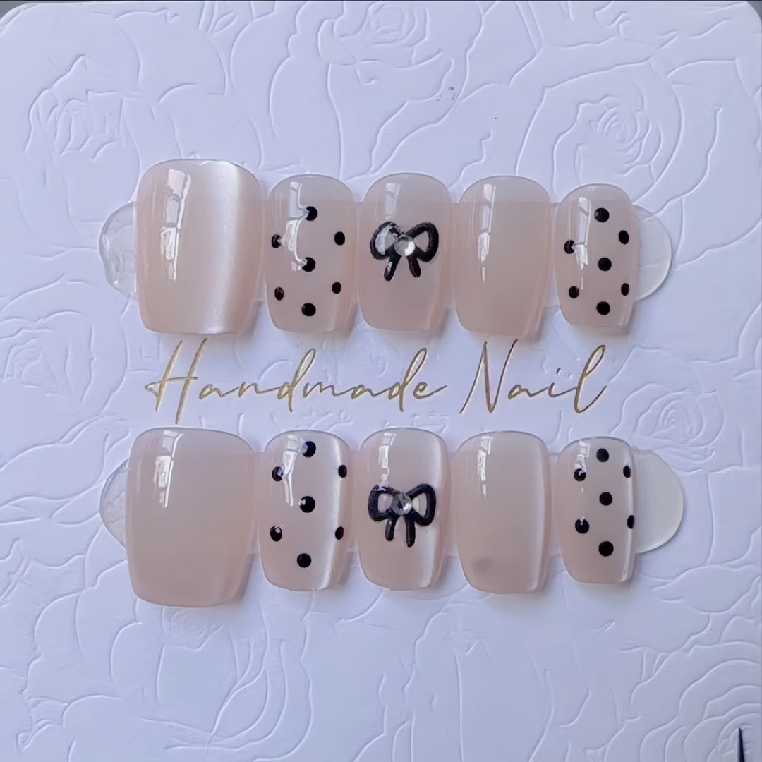 Handgemachtes Nail Set Karnz