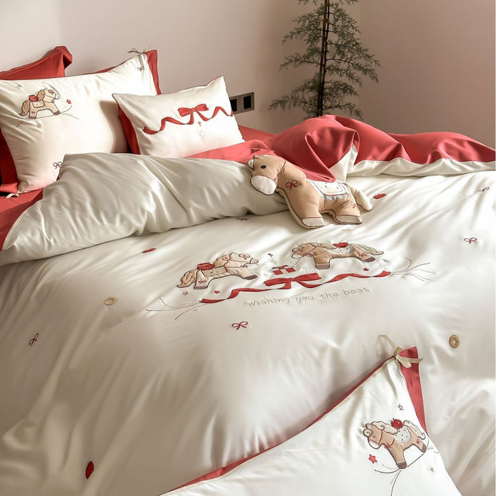 Satin-Bettwäsche-Set mit besticktem Schaukelpferd-Motiv