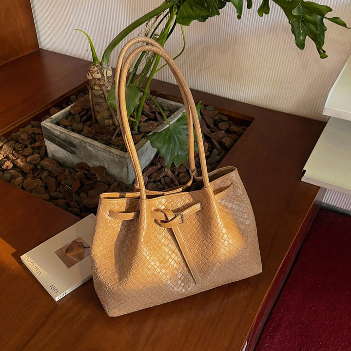 Texturiertes Leder Tote Bag Karnz