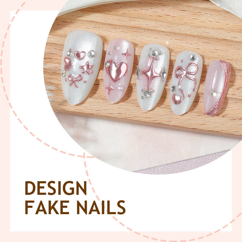 Kunstnagelset mit elegantem Blüten- und Strassdesign Karnz