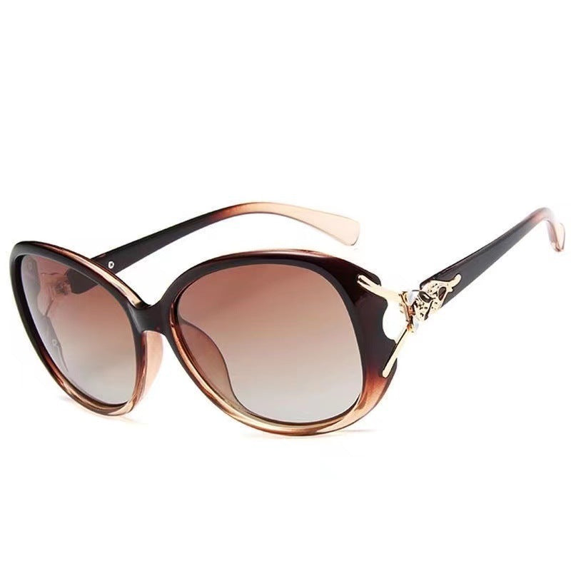 Damen modische Cat-Eye Sonnenbrille mit exklusivem Metall-Design Karnz