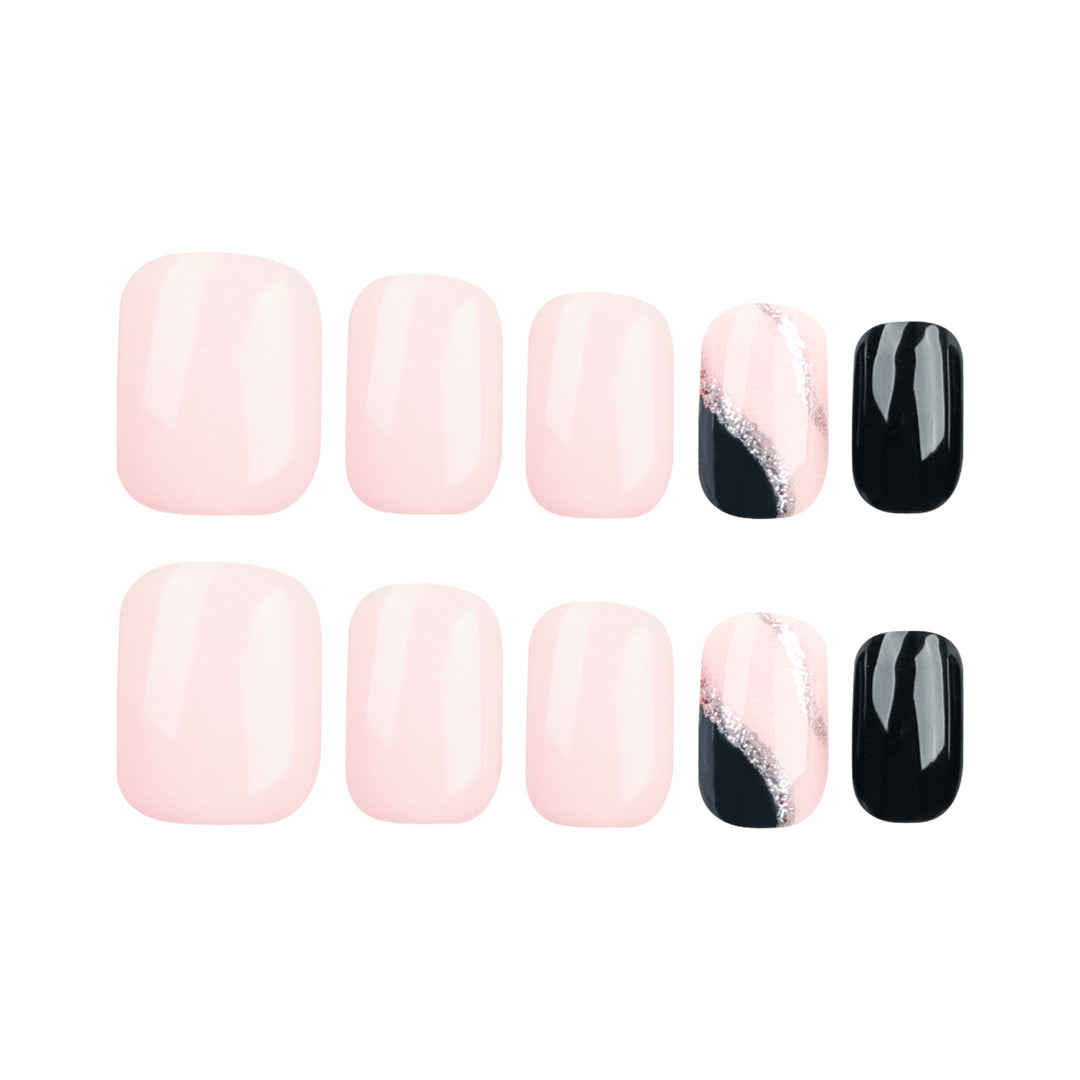 Kunstvolle Nagelkunst Karnz