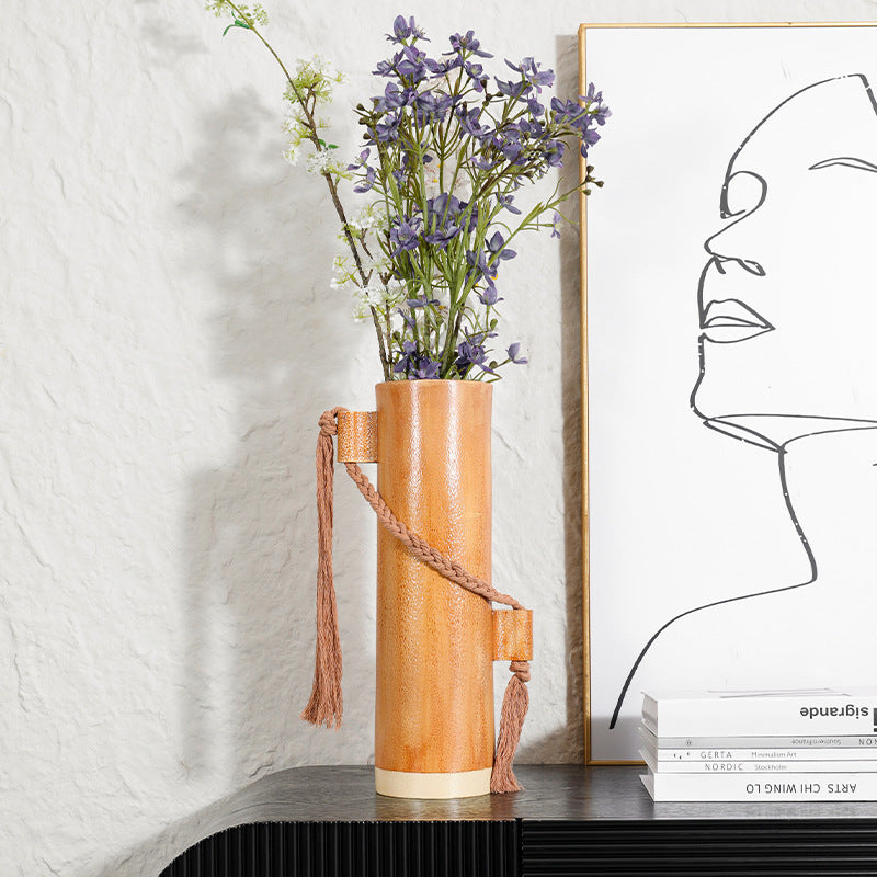 Dekorativer zylindrischer Blumenvasen