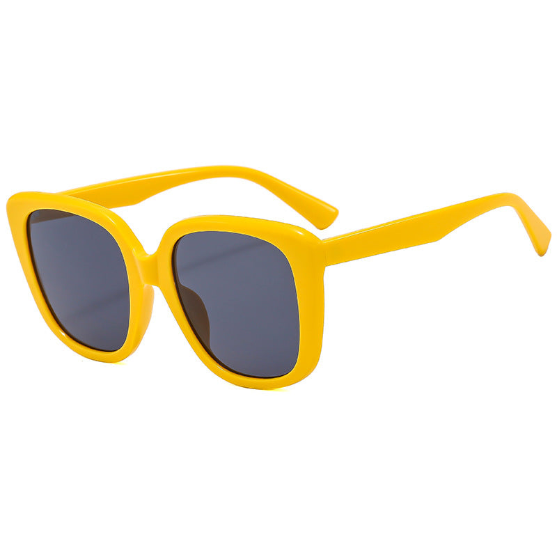 Damen stilvolle Sonnenbrille im modischen Design Karnz