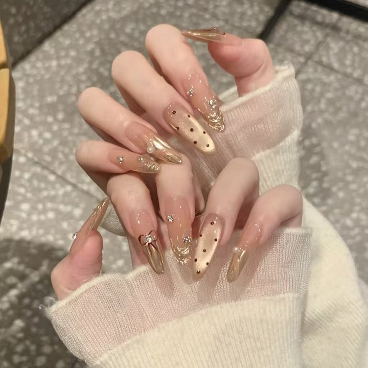 Elegantes mit Strass verziertes Press-On-Nail-Art-Set Karnz