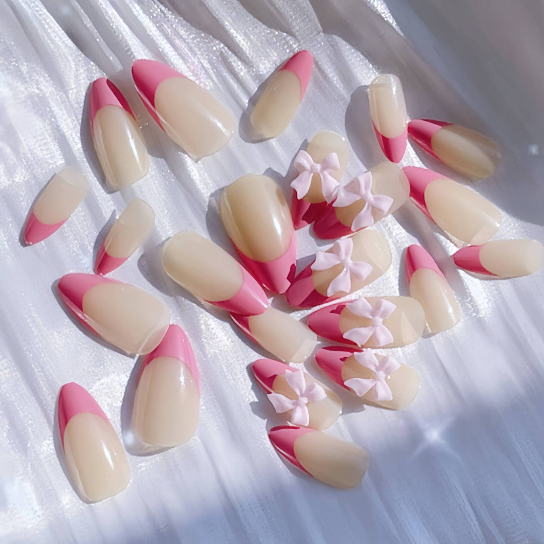 Elegante Nagelkunst Karnz