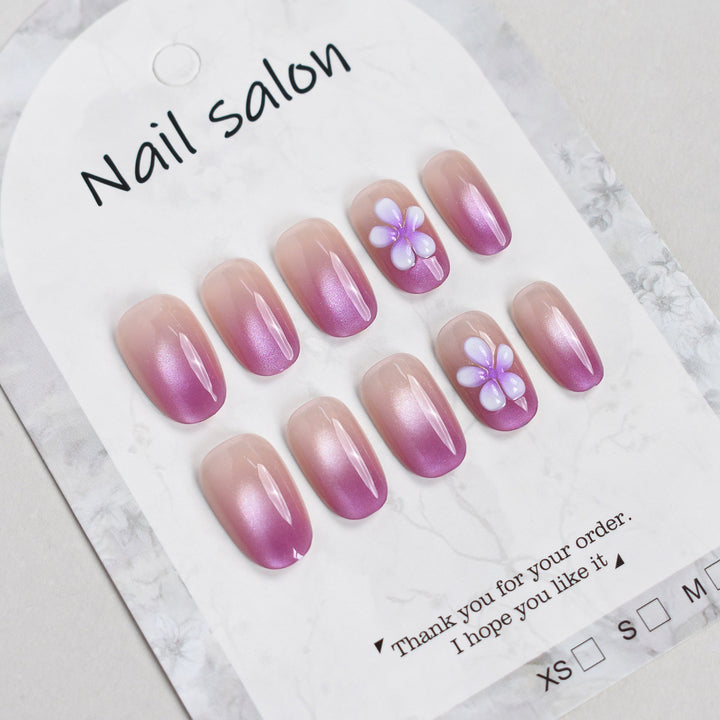 Elegantes Blumendruck-Nagelset Karnz