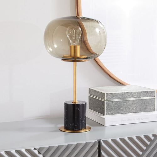 Moderne Minimalistische Tischlampe mit Glasschirm
