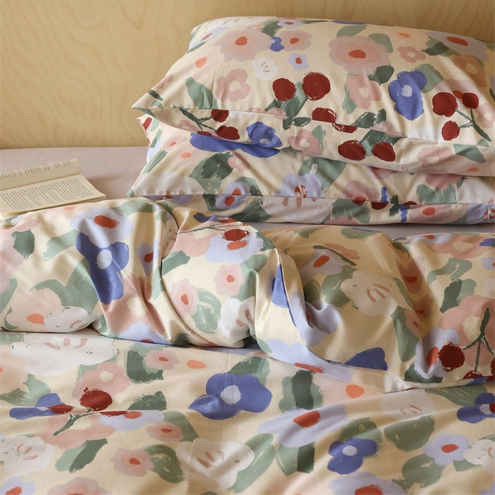 Baumwollsatin Bettwäsche-Set mit feinem Karomuster und floralen Motiven