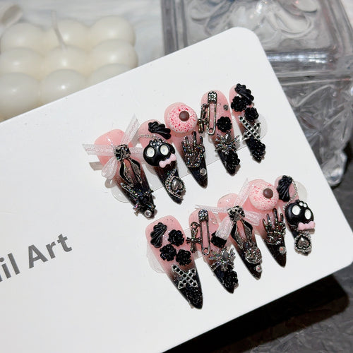 Gothic-Themen dekoratives Press-On-Nagelkunstset