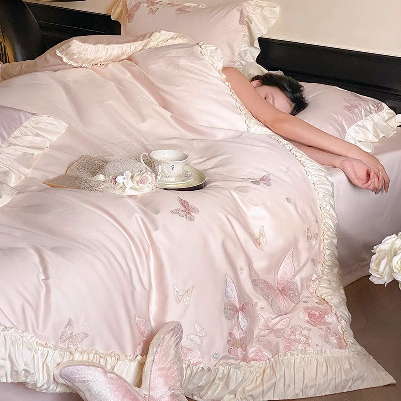 Luxus Rüschene Baumwoll-Satin Bettbezug Set mit bestickten Schmetterlings-Kissenbezügen