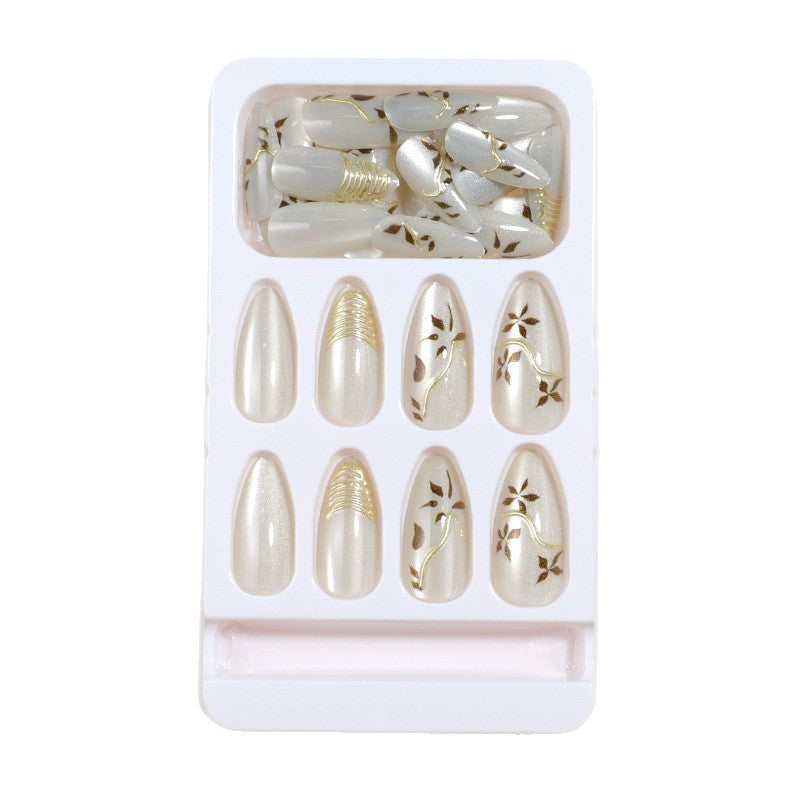 Elegantes Designer Press-On-Nagelset Karnz