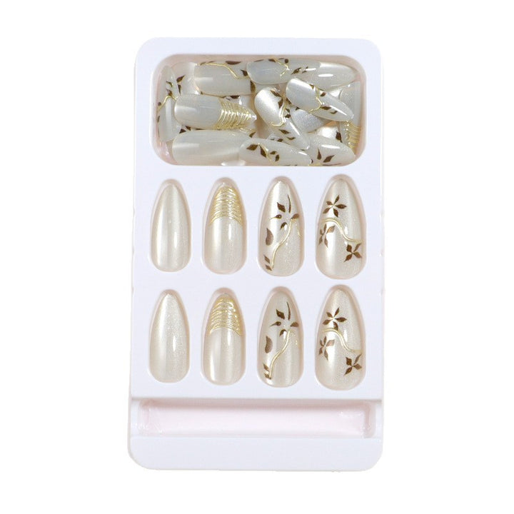 Elegantes Designer Press-On-Nagelset Karnz