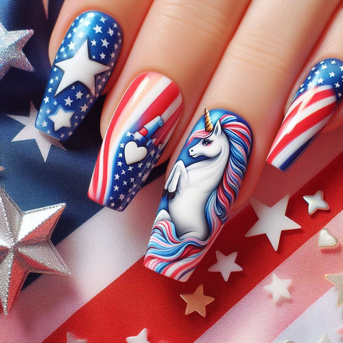 Kreative Kunstnägel mit patriotischen Motiven Karnz
