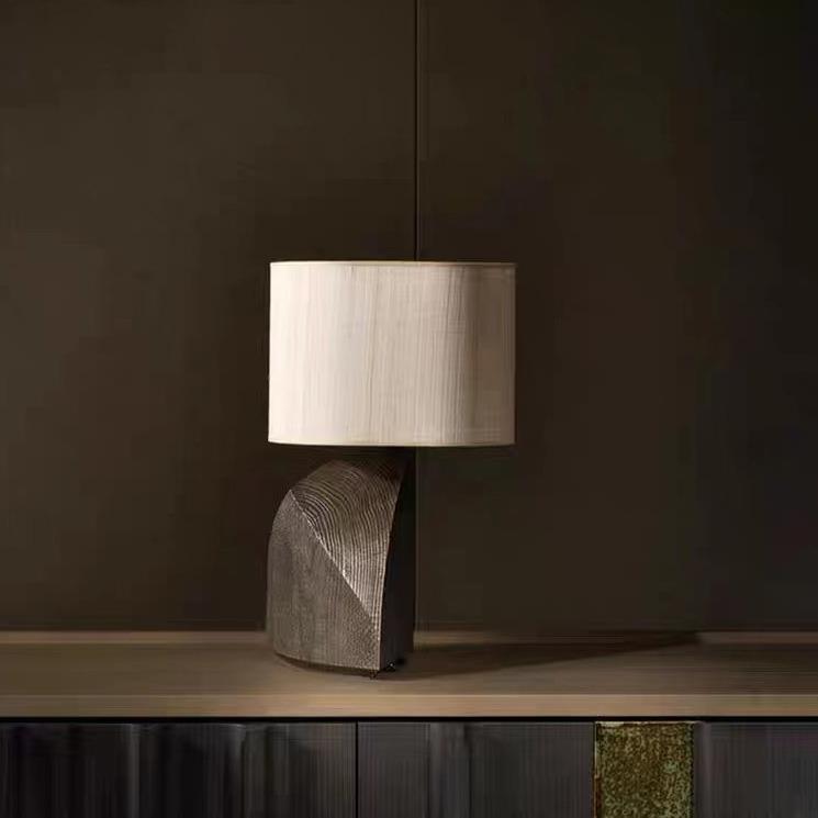Moderne geometrische Tischlampe