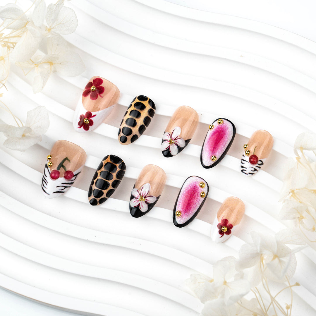 Dekorativer Floral Press-On Nagelkunst Set Karnz 1790636617