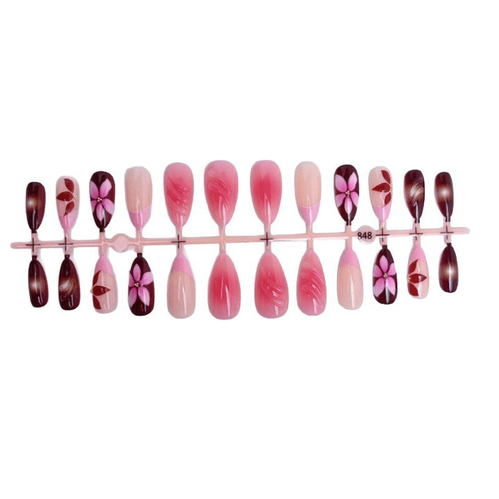 Kunstnagel Set mit dekorativem Nageldesign Karnz