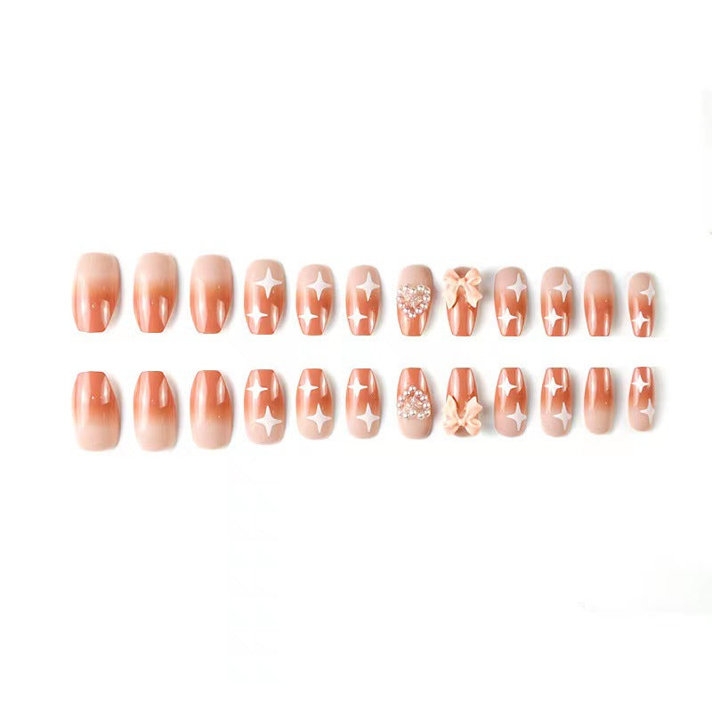 Exquisite 3D Nagelkunst Karnz