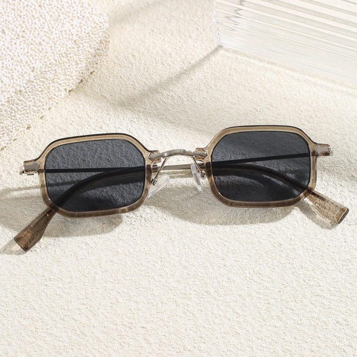 Modische Oversized Sonnenbrille Im Modernen Design Karnz