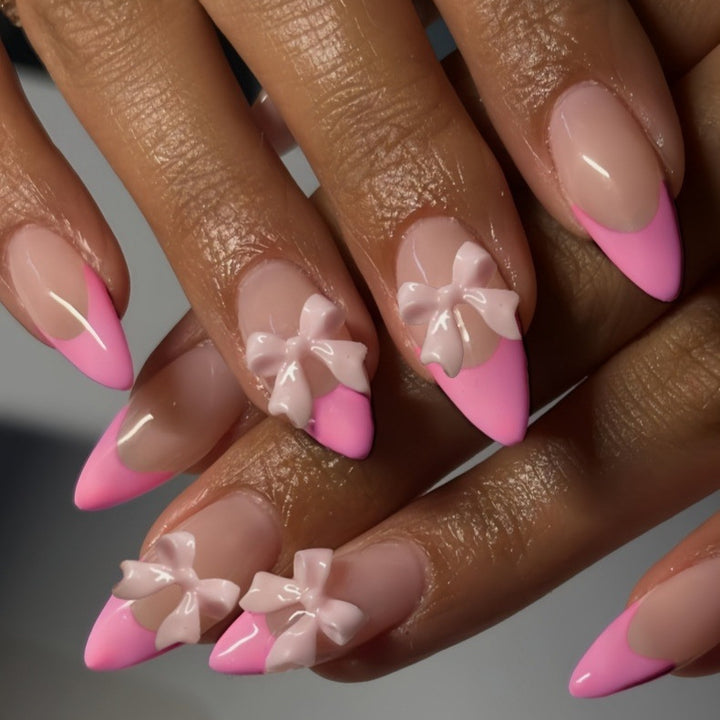 Elegante Nagelkunst Karnz