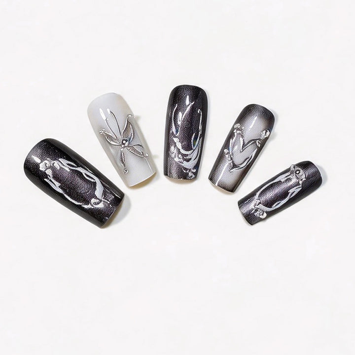 Künstlerisches Langes Press-On Nageldesign Karnz