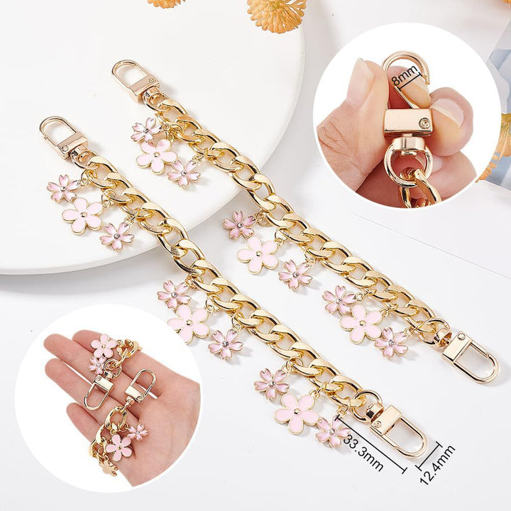 Verspieltes florales Charm-Armband Karnz