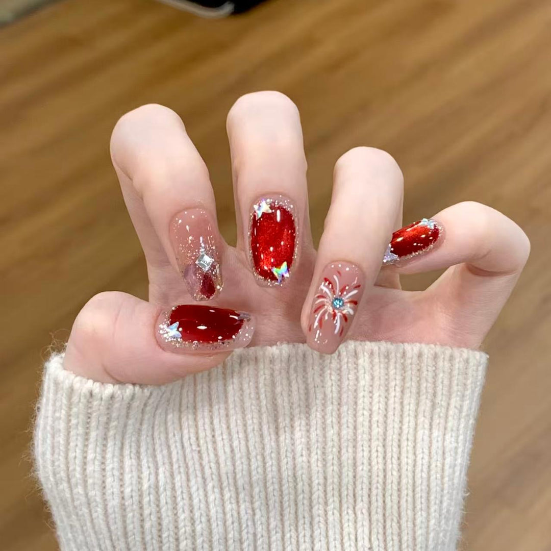 Dekorative Feiertags-Themen Press-On Nagelkunst Karnz