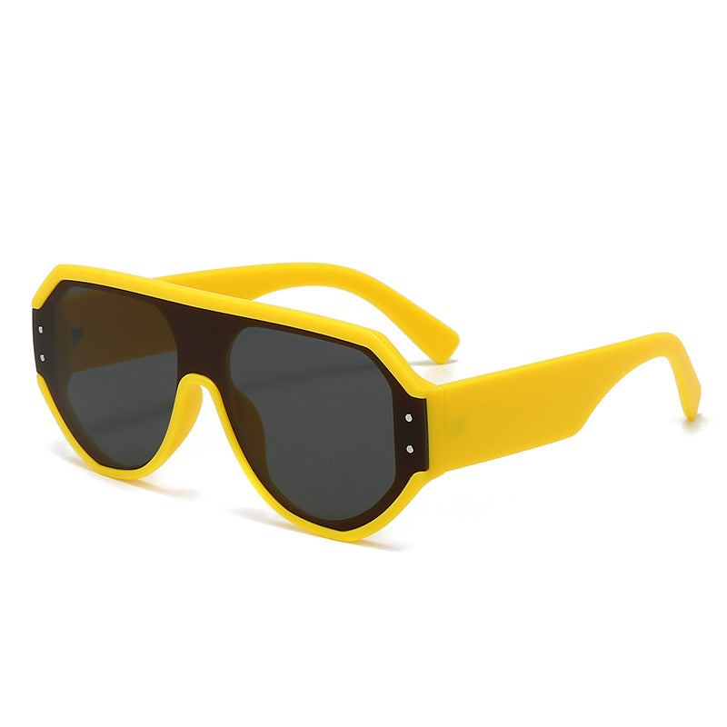 Damen modische oversized Sonnenbrille mit breitem Rahmen Karnz