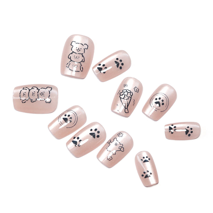 Künstliche Nagelkunst mit verspielten Tiermotiven Karnz