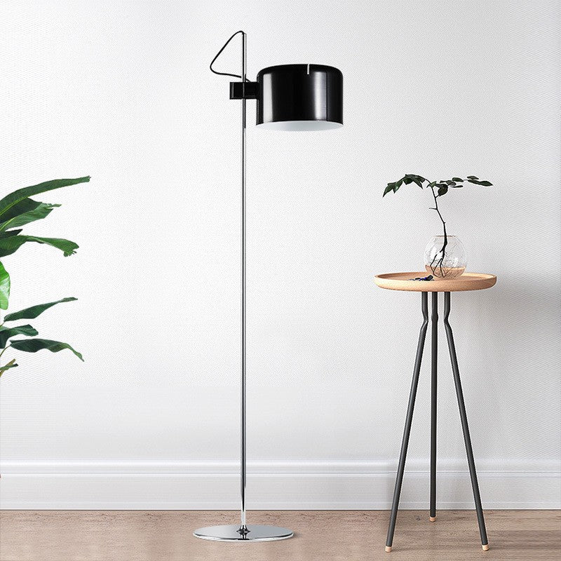 Moderne Metall Schreibtischlampe mit verstellbarem Schirm