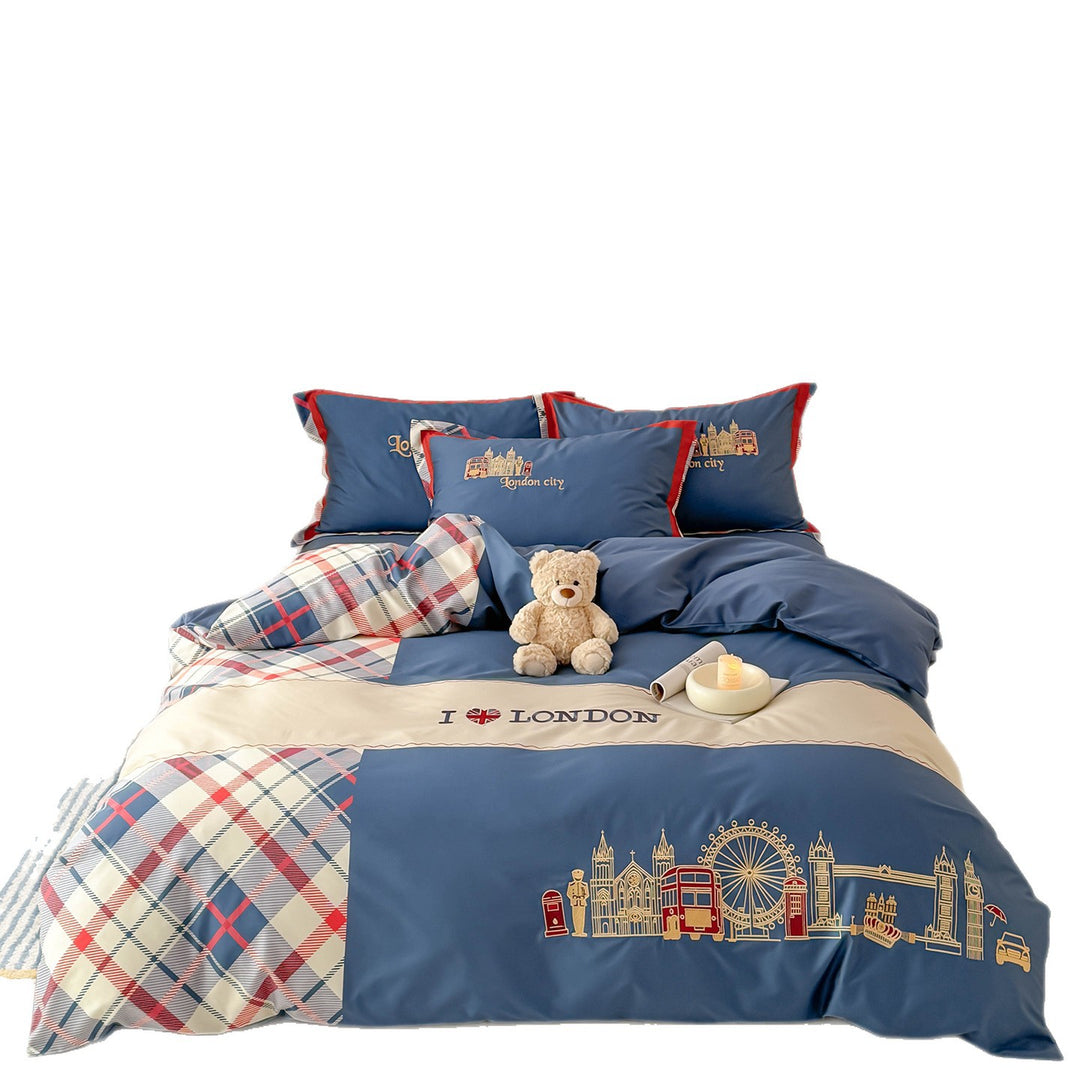 Bettwäsche-Garnitur im London-Motiv aus Baumwollsatin mit Karopatchwork und gestickten Skyline-Icons Karnz