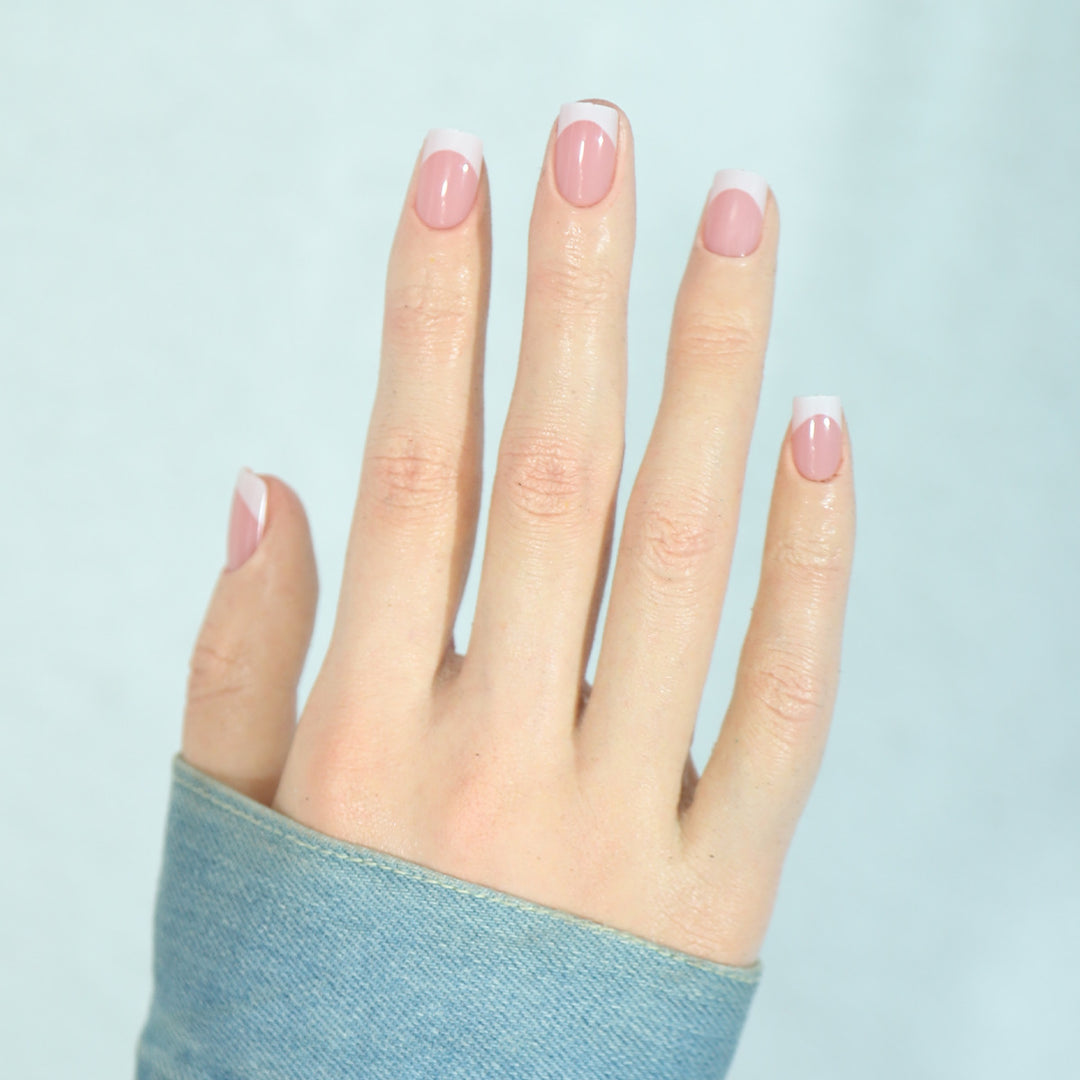 Elegante französische Spitzen-Press-On-Nägel mit glänzendem Finish Karnz