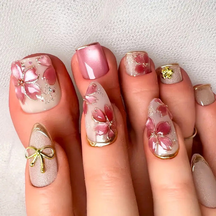 Florale Kunst Nagelset Karnz