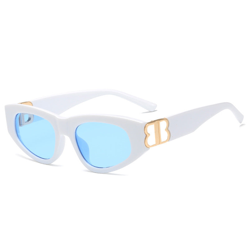 Damen Cat-Eye Sonnenbrille mit elegantem Kunststoffen und luxuriösen Metalldetails Karnz