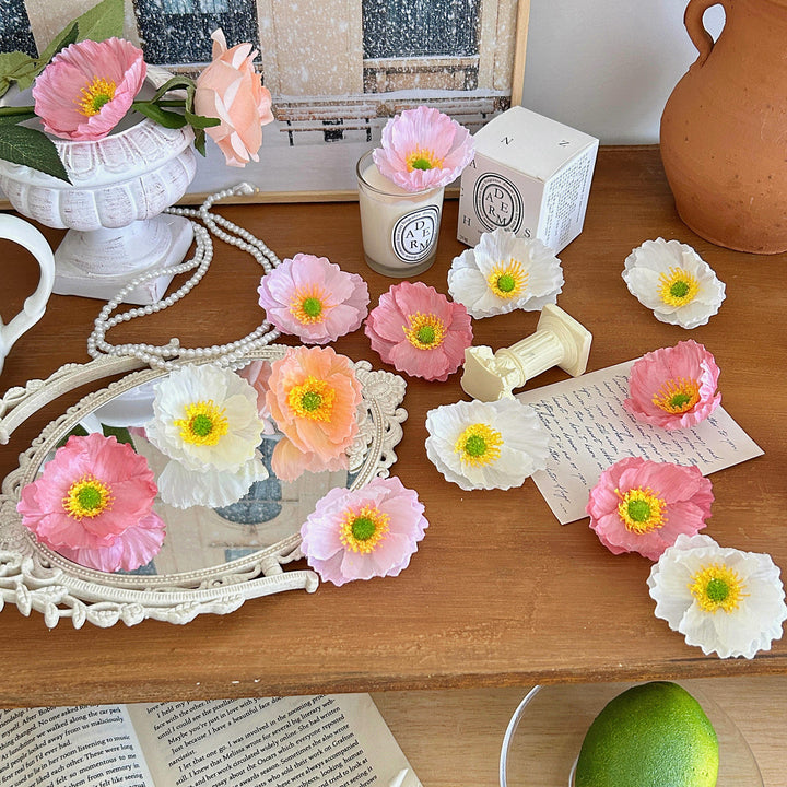 Elegante Künstliche Blüte mit Detailreichem Mittelpunkt Karnz
