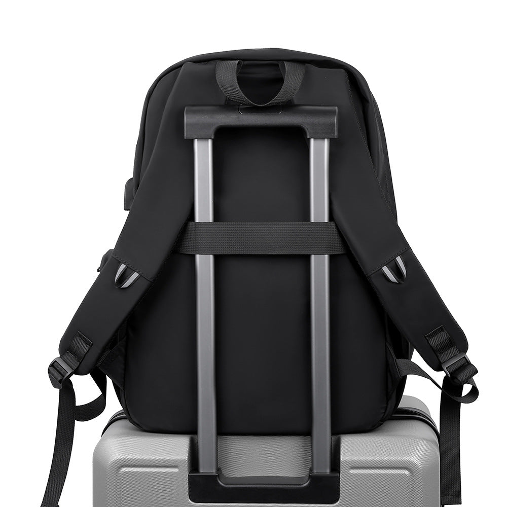 Hochwertiger multifunktionaler Rucksack Karnz