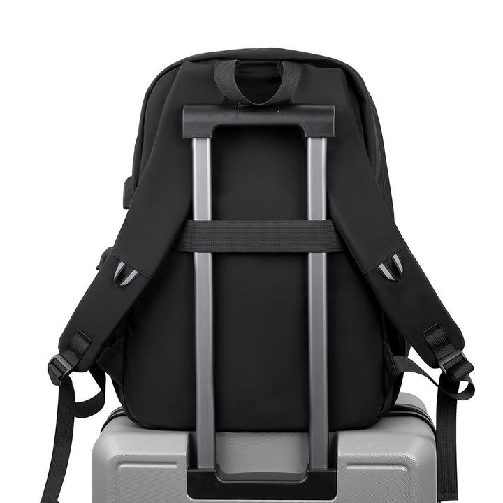 Hochwertiger multifunktionaler Rucksack Karnz