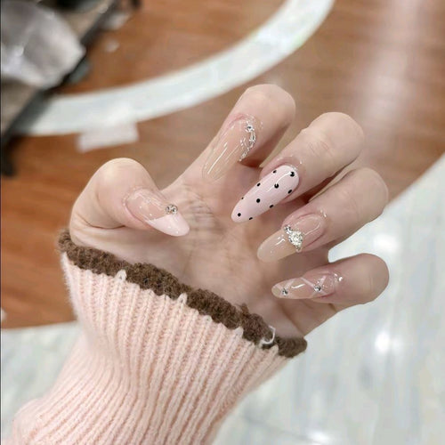 Stylische Nagelkunst