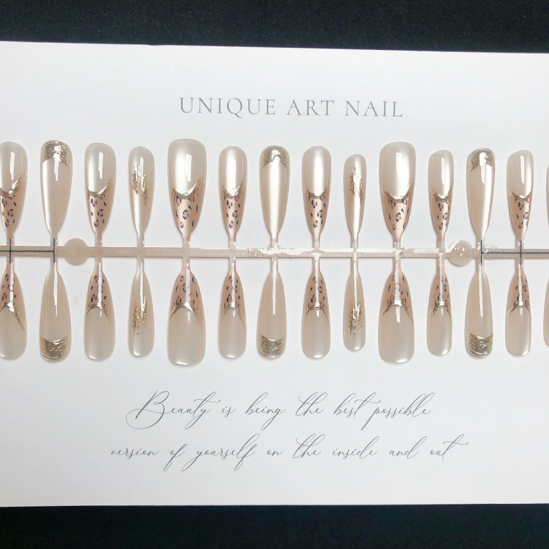 Elegantes Design Press-On Nail Set