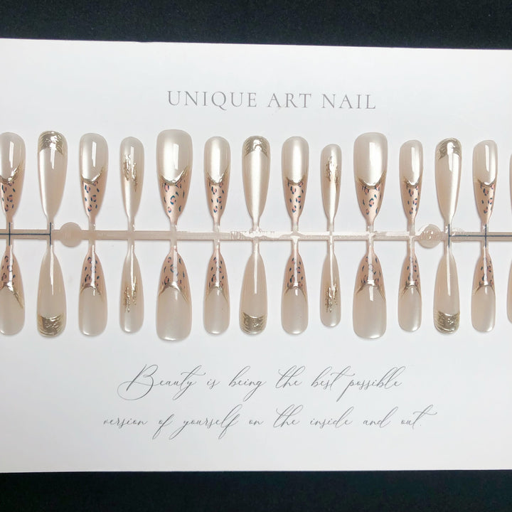 Elegantes Design Press-On Nail Set