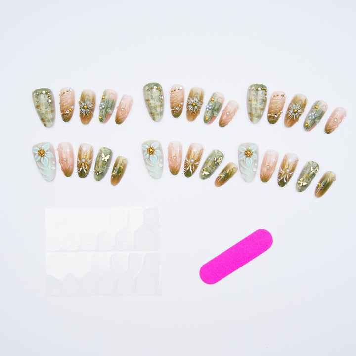 Glamouröse Aziatische Kunstnagelkollektion Karnz