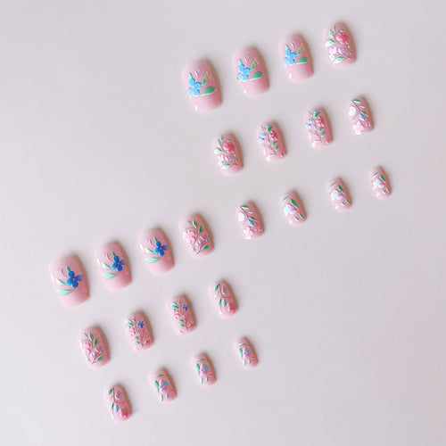 Kunstnagelset mit floralen 3D-Verzierungen Karnz 1788017362