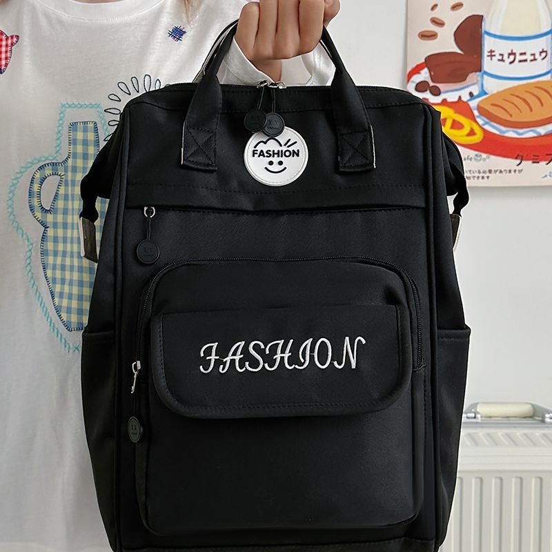Moderner Rucksack mit Stylischem Design und Praktischen Fächern Karnz