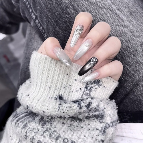 Künstlerische Stiletto-Nagelverlängerungen